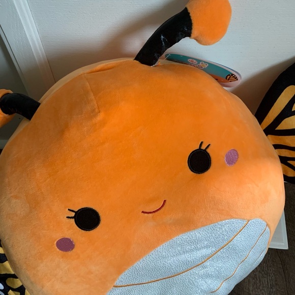 SQUISHMALLOWS MONY THE MONARCH BUTTERFLY XL RARE LIMITED EDITION NEW WITH TAGS - Picture 4 of 14